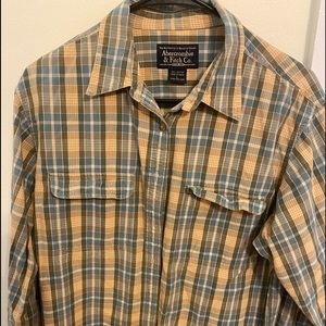 Abercrombie and Fitch button up size large